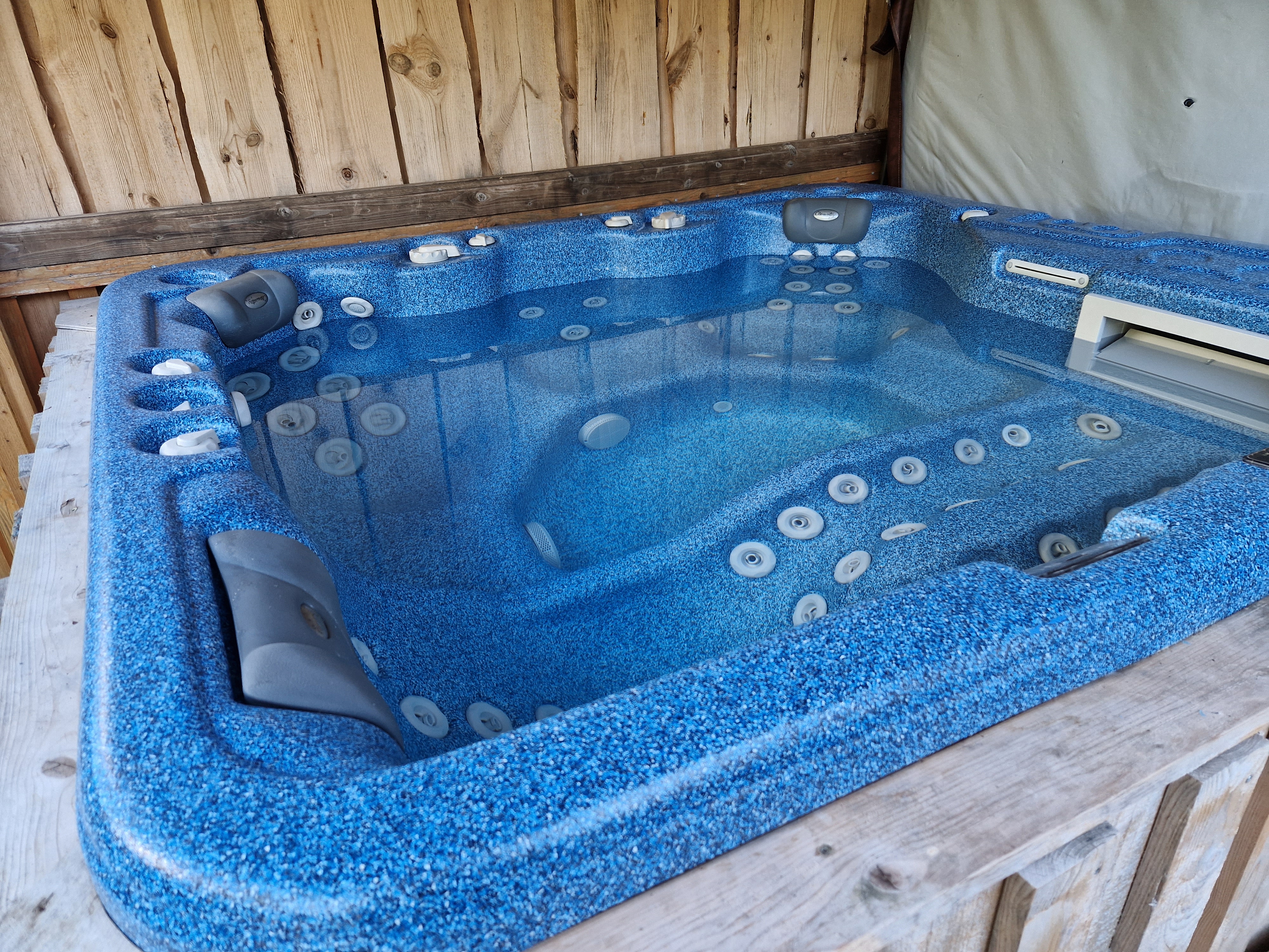 Jacuzzi vue d'ensemble